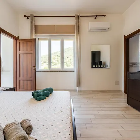 Miky's House Tatil Evi *